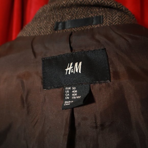 H&M Tweedy Brown Herringbone Blazer w/ Elbow Patch - Picture 3 of 6